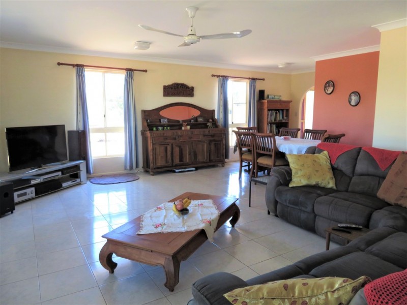 260 Neils Road,, Rosedale QLD 4674