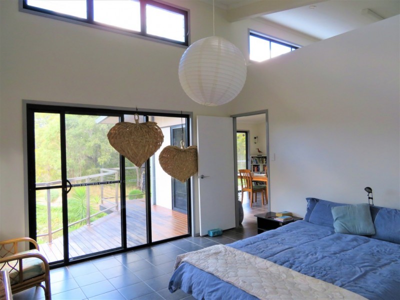 1079 Hills Road, Mount Maria QLD 4674