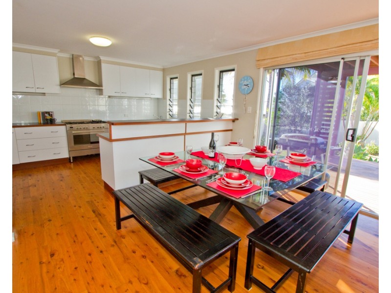 5 Coral Avenue, Agnes Water QLD 4677