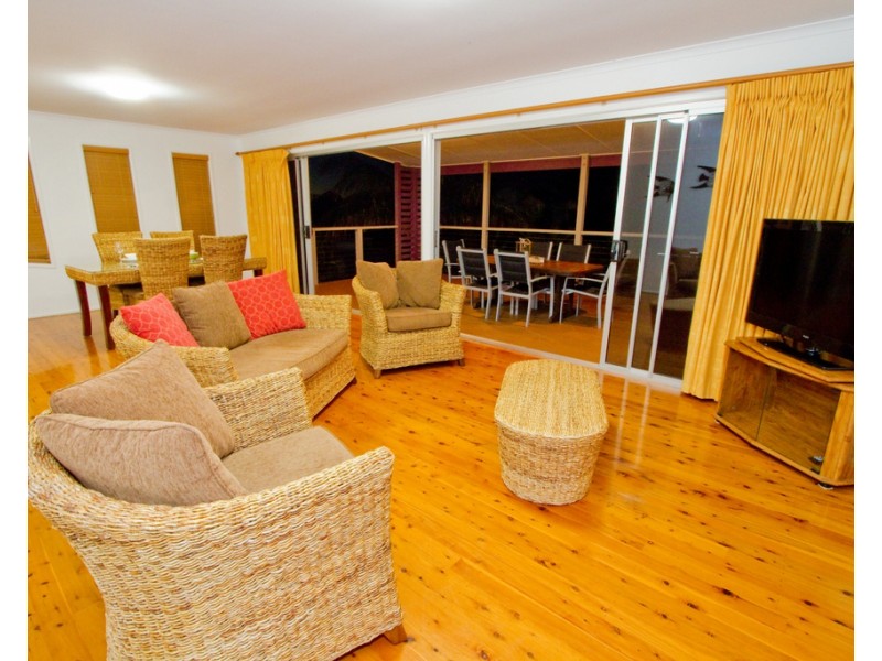 5 Coral Avenue, Agnes Water QLD 4677