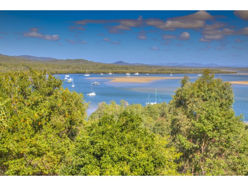 4 Barton Street, Seventeen Seventy QLD 4677