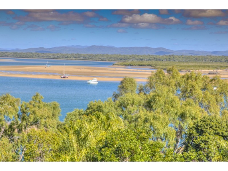 4 Barton Street, Seventeen Seventy QLD 4677