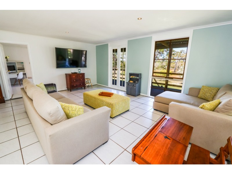 207 Bicentennial Drive, Agnes Water QLD 4677