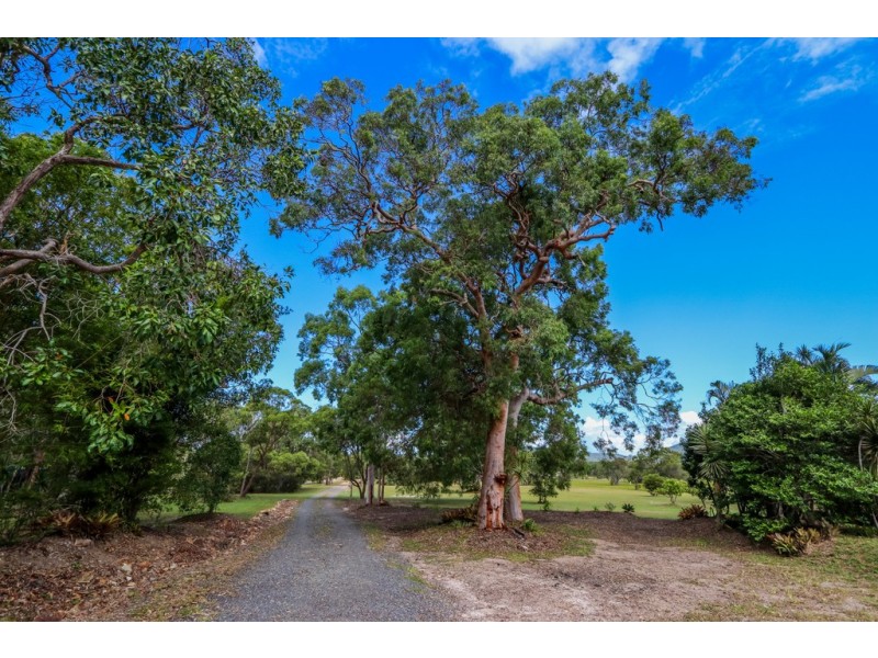 207 Bicentennial Drive, Agnes Water QLD 4677