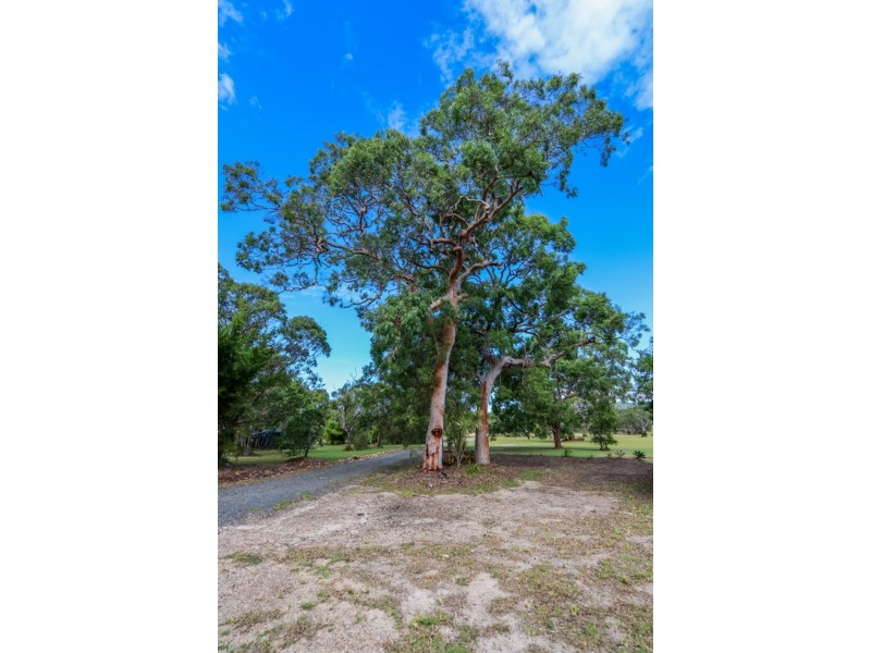 207 Bicentennial Drive, Agnes Water QLD 4677