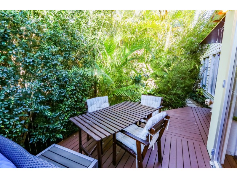 18 Dolphin Court, Agnes Water QLD 4677