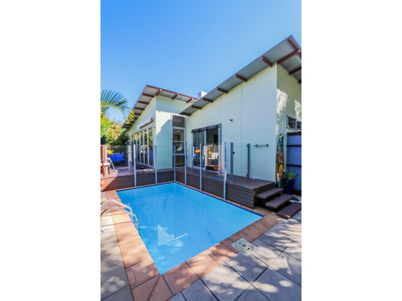 18 Dolphin Court, Agnes Water QLD 4677