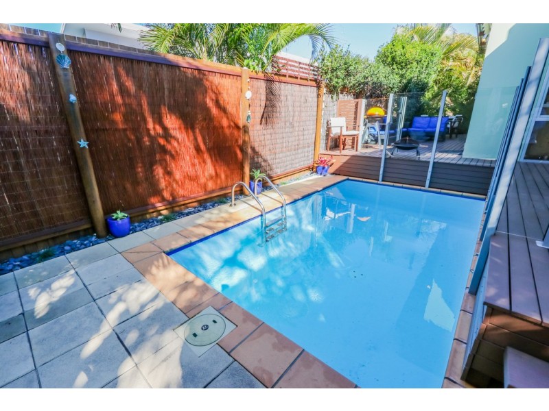 18 Dolphin Court, Agnes Water QLD 4677