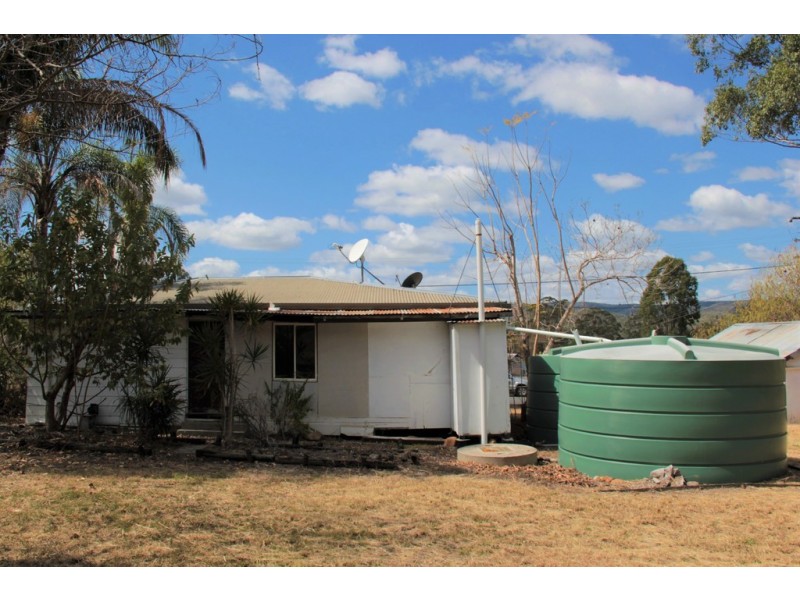 1 Pine Street, Boyne Valley QLD 4680