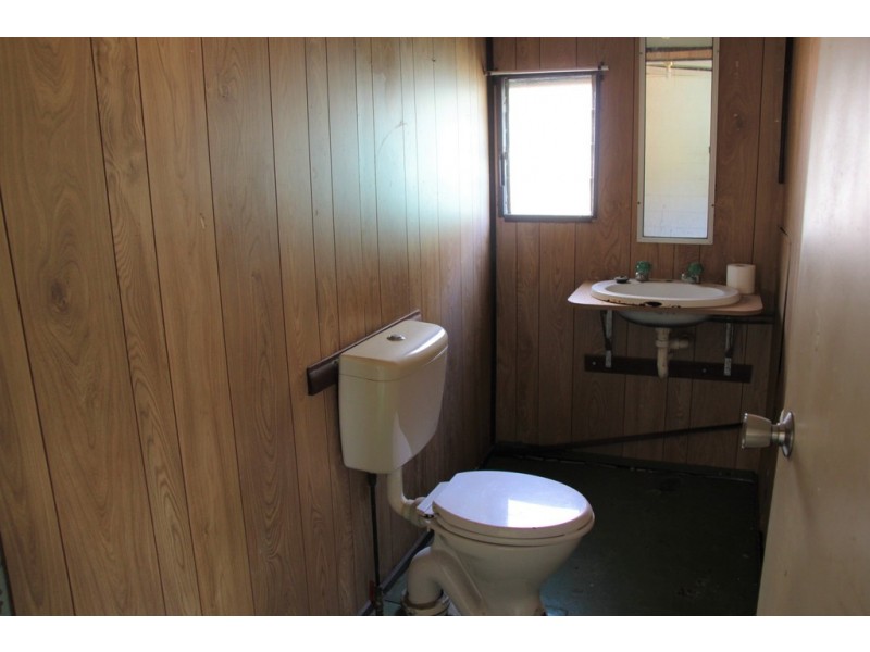 1 Pine Street, Boyne Valley QLD 4680