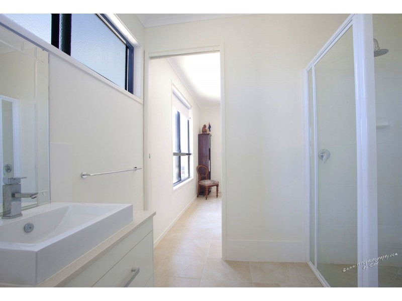 8 Starfish Street, Agnes Water QLD 4677