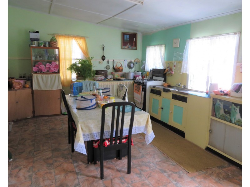 11 McPherson, Rosedale QLD 4674