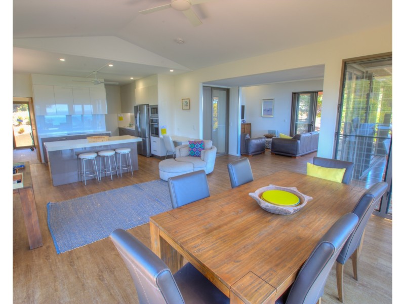 121 Springs Road Sunrise, Agnes Water QLD 4677