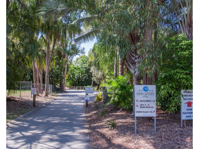 24/4 Ocean Beach Drive, Agnes Water QLD 4677