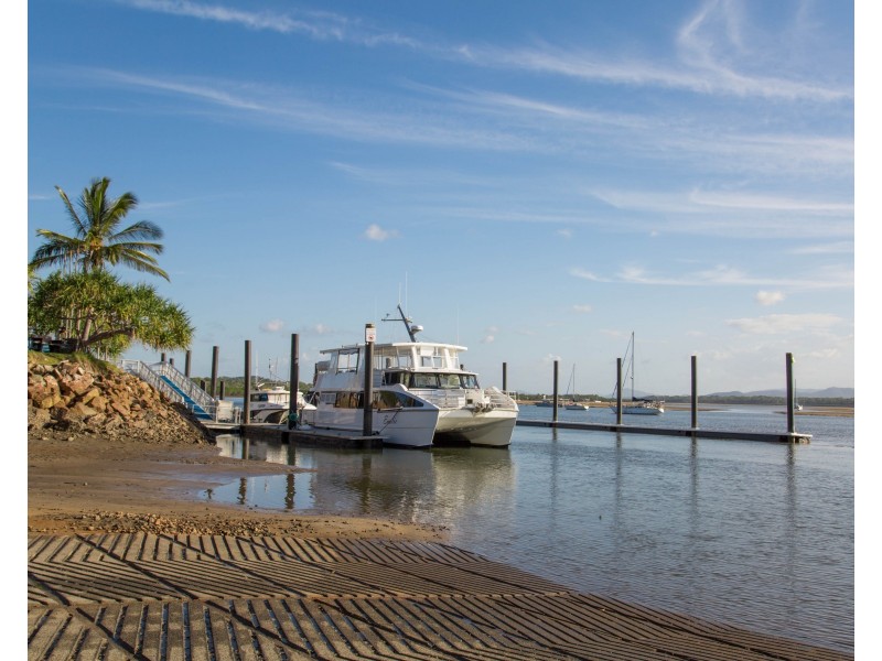 24/4 Ocean Beach Drive, Agnes Water QLD 4677