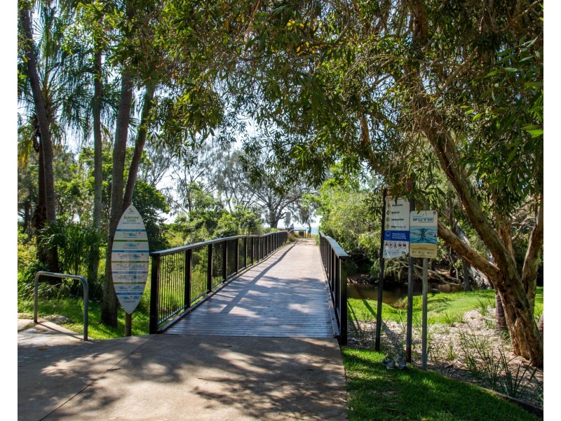 24/4 Ocean Beach Drive, Agnes Water QLD 4677