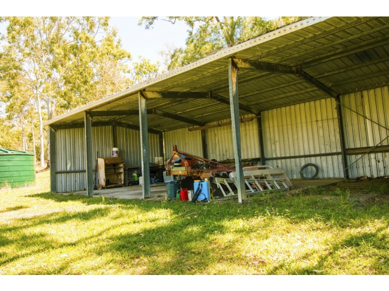240 Ballantyne Road, Captain Creek QLD 4677