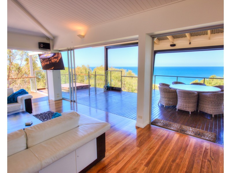 104 Bloodwood Ave South, Agnes Water QLD 4677