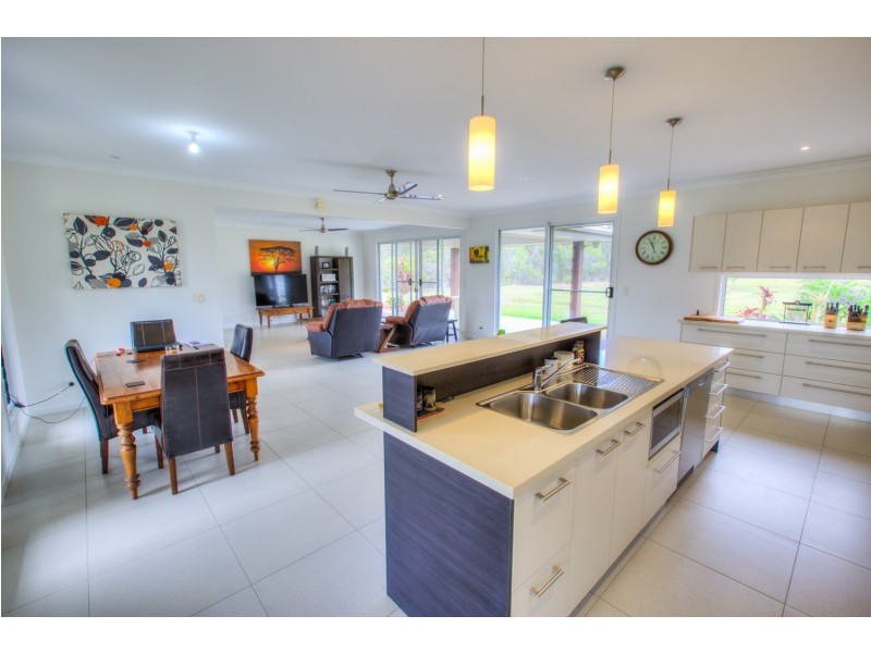 40 Bouch Court, Agnes Water QLD 4677