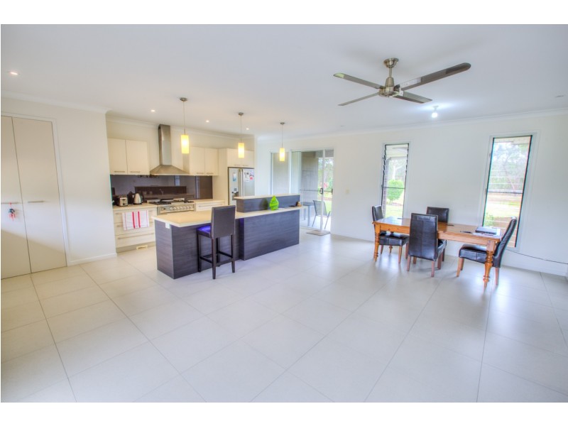 40 Bouch Court, Agnes Water QLD 4677