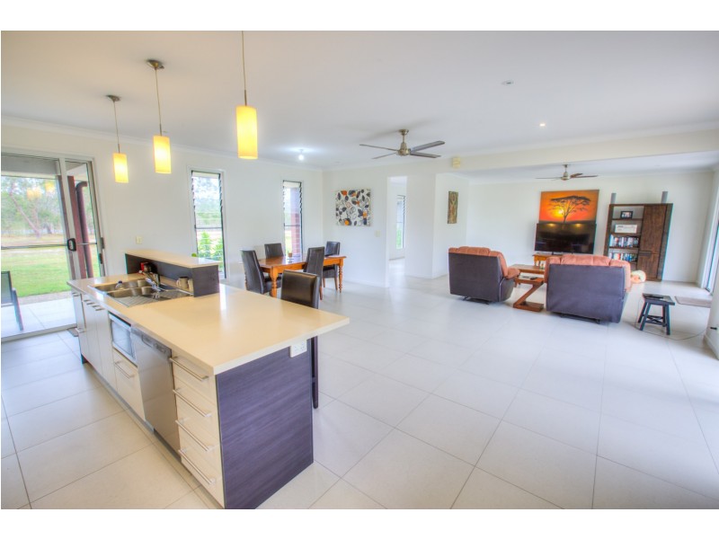 40 Bouch Court, Agnes Water QLD 4677