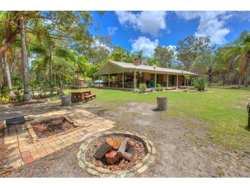 2452 Round Hill Road, Agnes Water QLD 4677