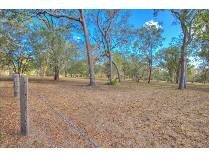 2452 Round Hill Road, Agnes Water QLD 4677