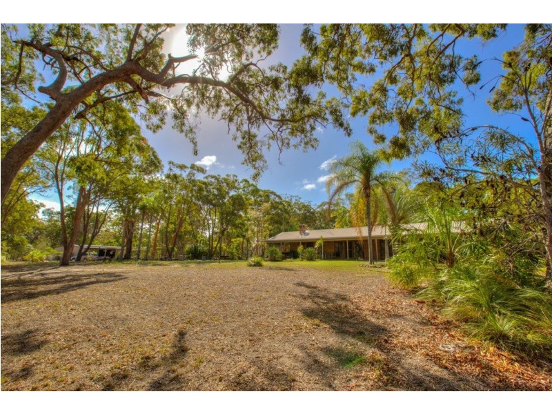 2452 Round Hill Road, Agnes Water QLD 4677