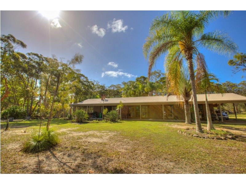 2452 Round Hill Road, Agnes Water QLD 4677