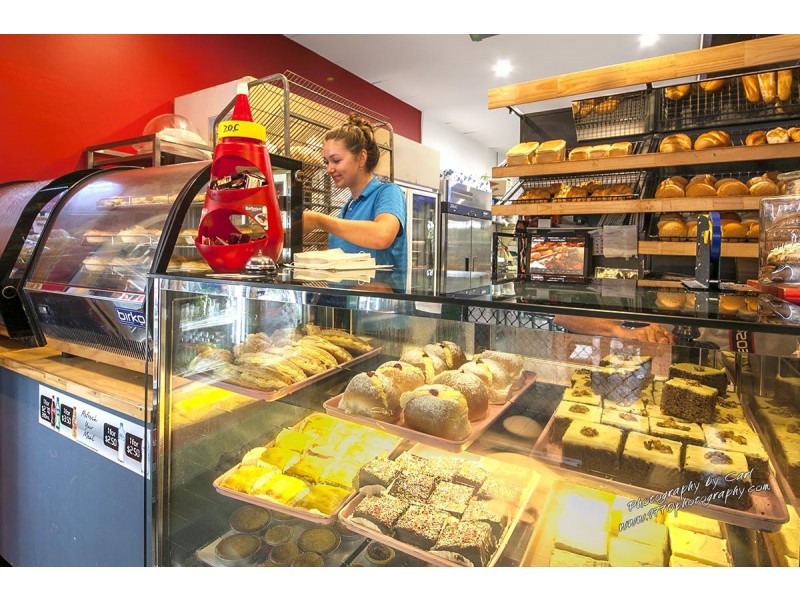 Shop 3 Round Hill Road, Agnes Water QLD 4677