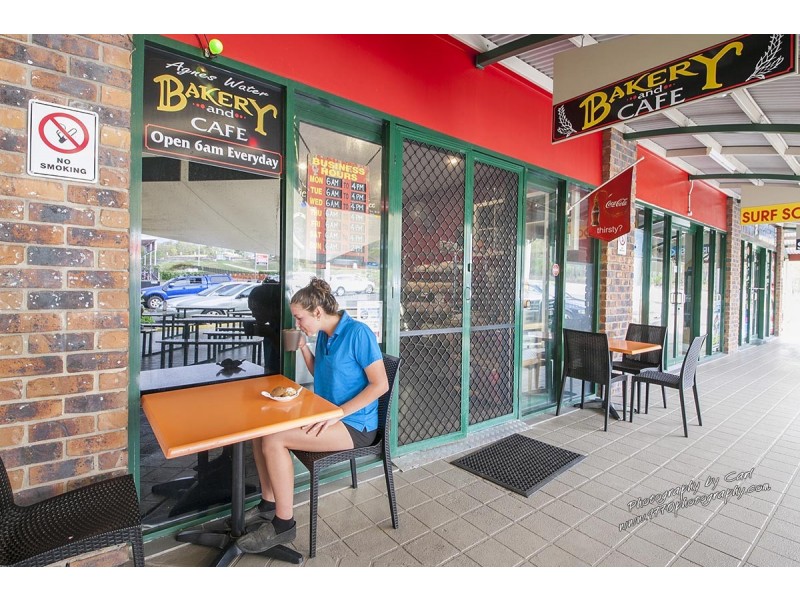 Shop 3 Round Hill Road, Agnes Water QLD 4677