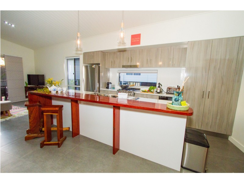 90 Seaspray Drive, Agnes Water QLD 4677