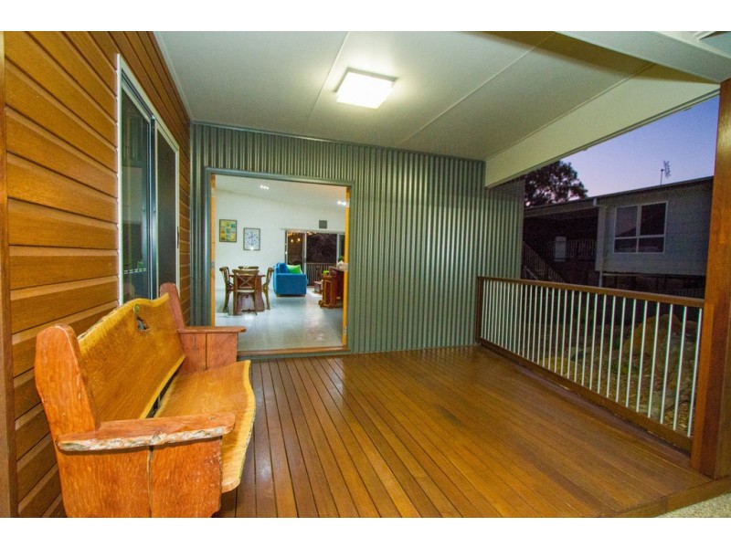 90 Seaspray Drive, Agnes Water QLD 4677