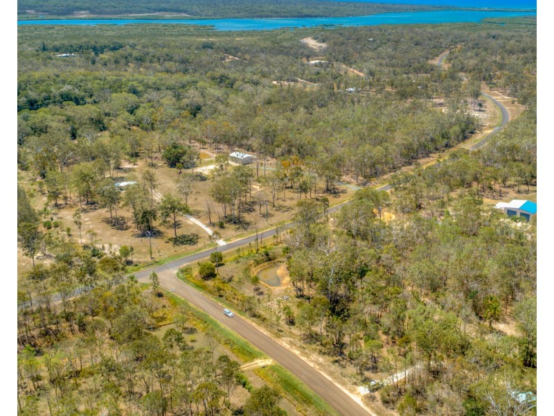 102 Countess Russell Cres, Agnes Water QLD 4677