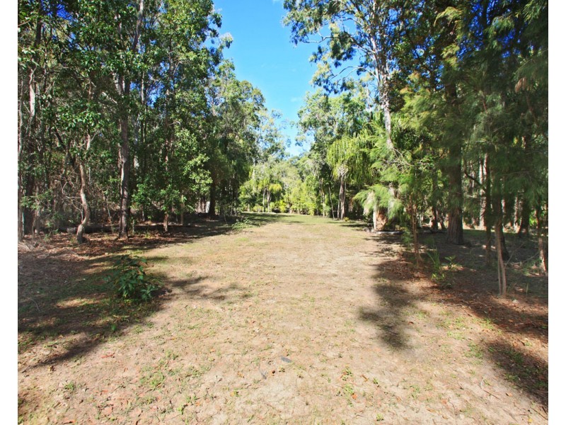 102 Countess Russell Cres, Agnes Water QLD 4677