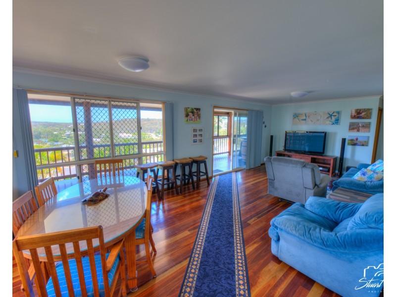 1 Woodrow Drive, Agnes Water QLD 4677