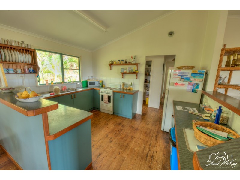 6 Gibbons Court, Agnes Water QLD 4677