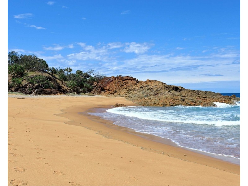 72 Sunrise Close, Agnes Water QLD 4677