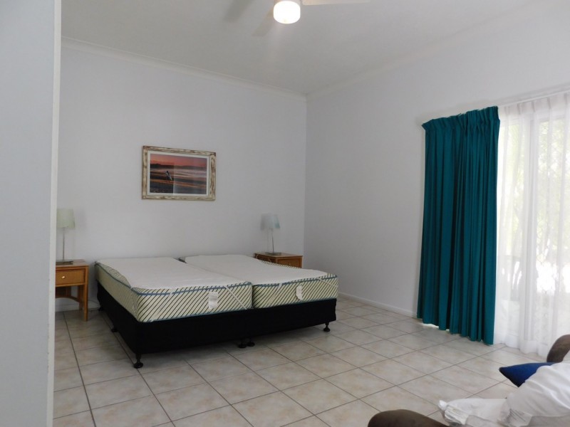 1/40 Captain Cook Drive, Agnes Water QLD 4677