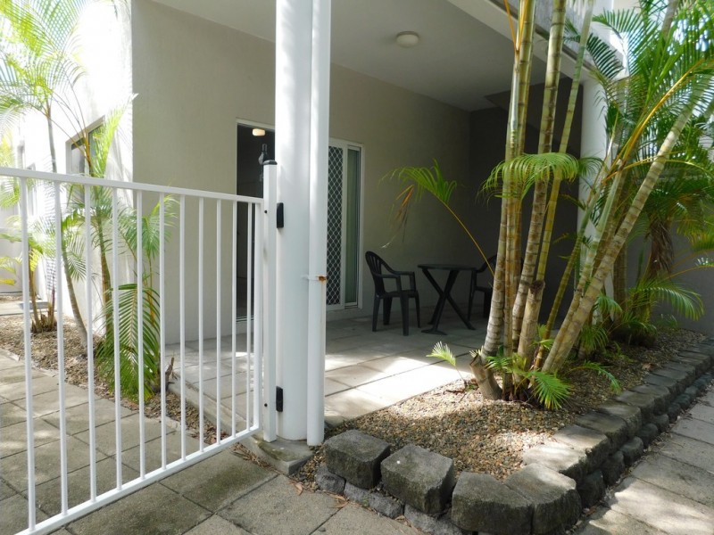 1/40 Captain Cook Drive, Agnes Water QLD 4677