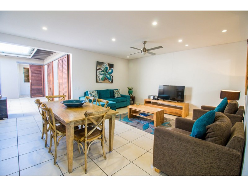 BH 15 Ocean Beach Drive, Agnes Water QLD 4677