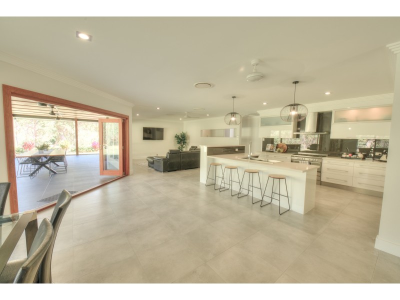 186 Streeter Drive, Agnes Water QLD 4677