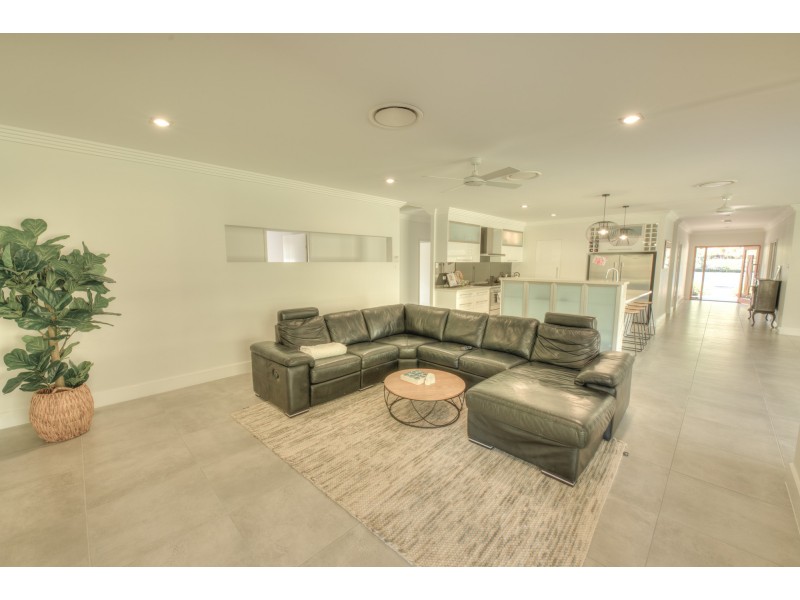 186 Streeter Drive, Agnes Water QLD 4677