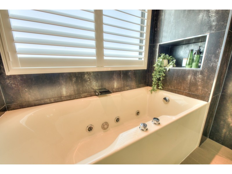 186 Streeter Drive, Agnes Water QLD 4677