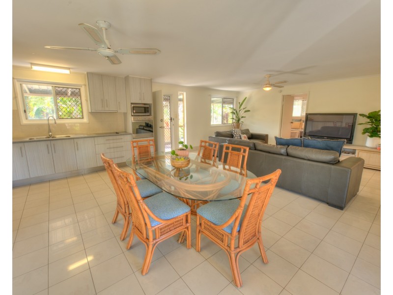 72 Bicentennial Drive, Agnes Water QLD 4677