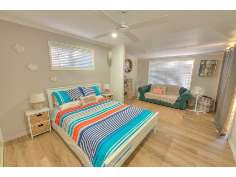 10 Sunlover Avenue, Agnes Water QLD 4677