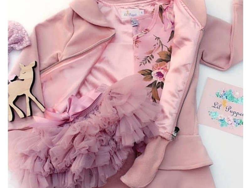 BUSINESS LIL PUPPET, Agnes Water QLD 4677