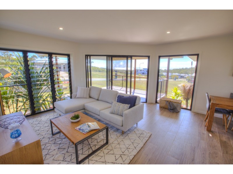 17 Seascape Close, Agnes Water QLD 4677