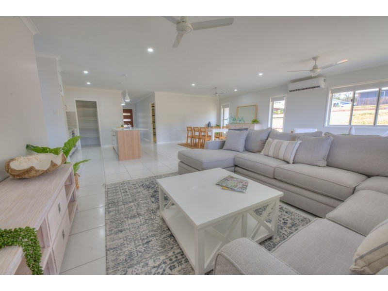 16 Seascape Close, Agnes Water QLD 4677