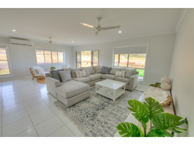 16 Seascape Close, Agnes Water QLD 4677